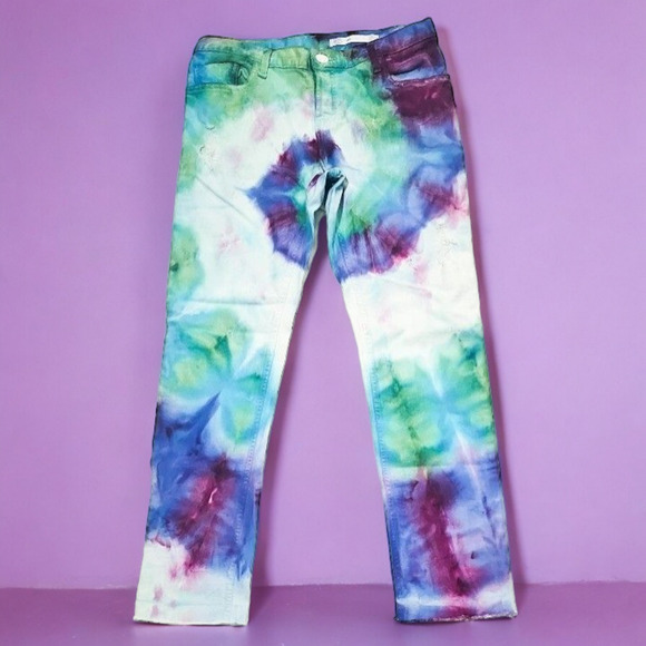 Upcycled custom ice dye spiral Black Orchid raw hem cropped jeans size 27 - Picture 16 of 16